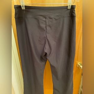 Nike Capri Workout Pants - Black, women’s medium